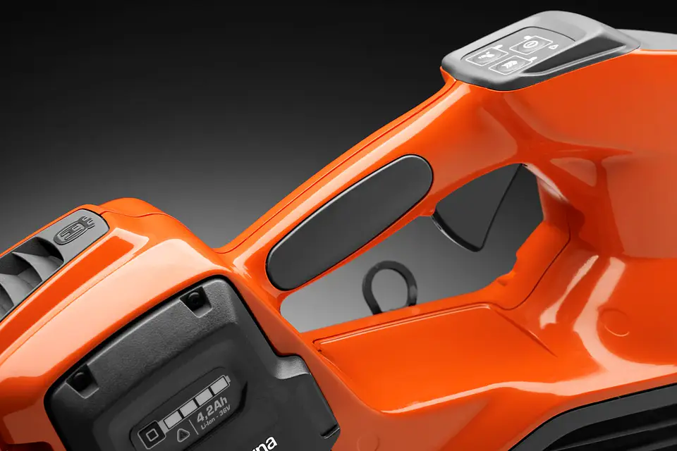 Sopladora Profesional a Batería Husqvarna 525iB 5