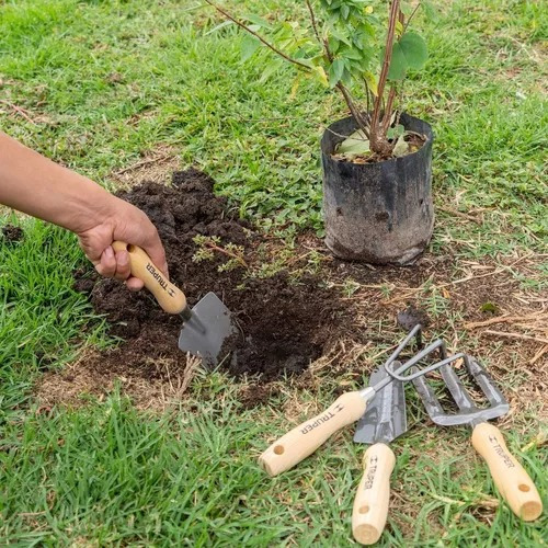 Juego Herramientas Para Jardín 4 Piezas, 6 Truper 15030 6