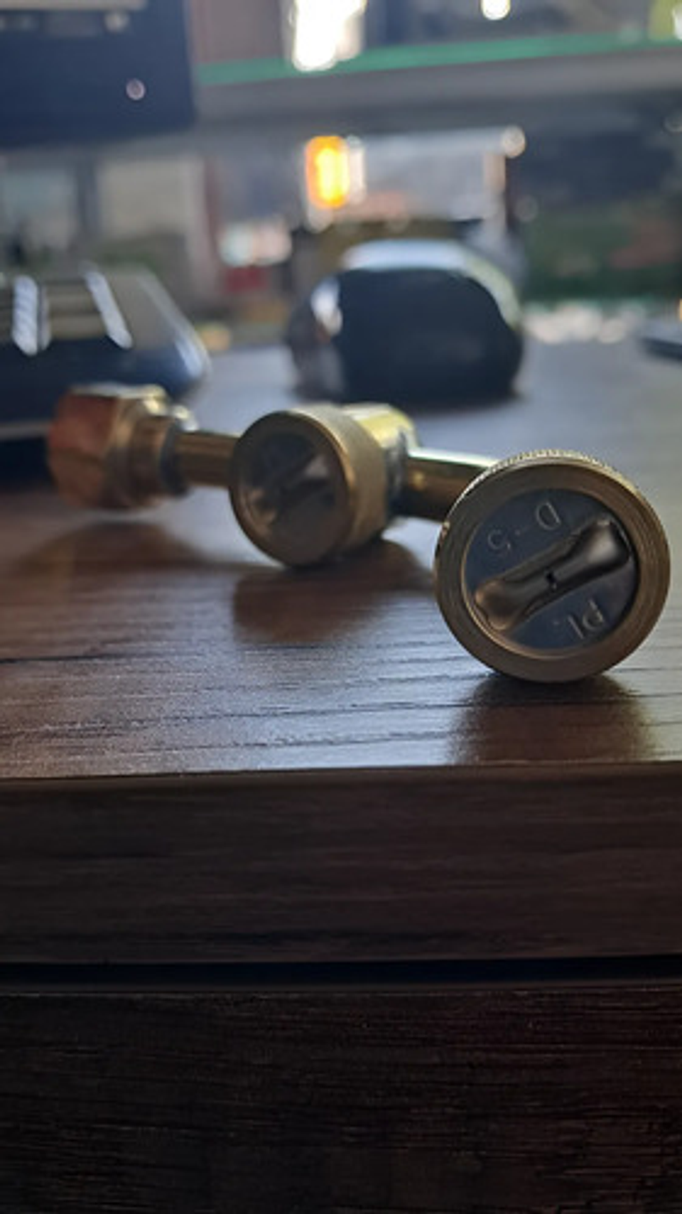 Boquilla Doble Bronce Fumigadora 3