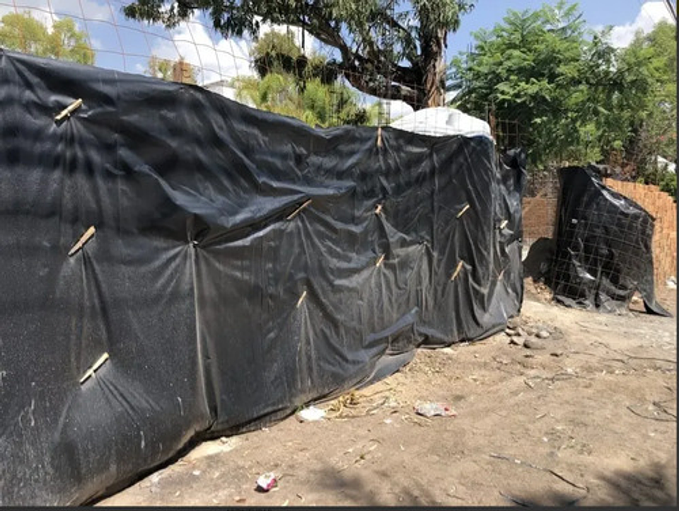 Plástico Negro 4 M Ancho X  15  Metro De Largo Cal 6 6