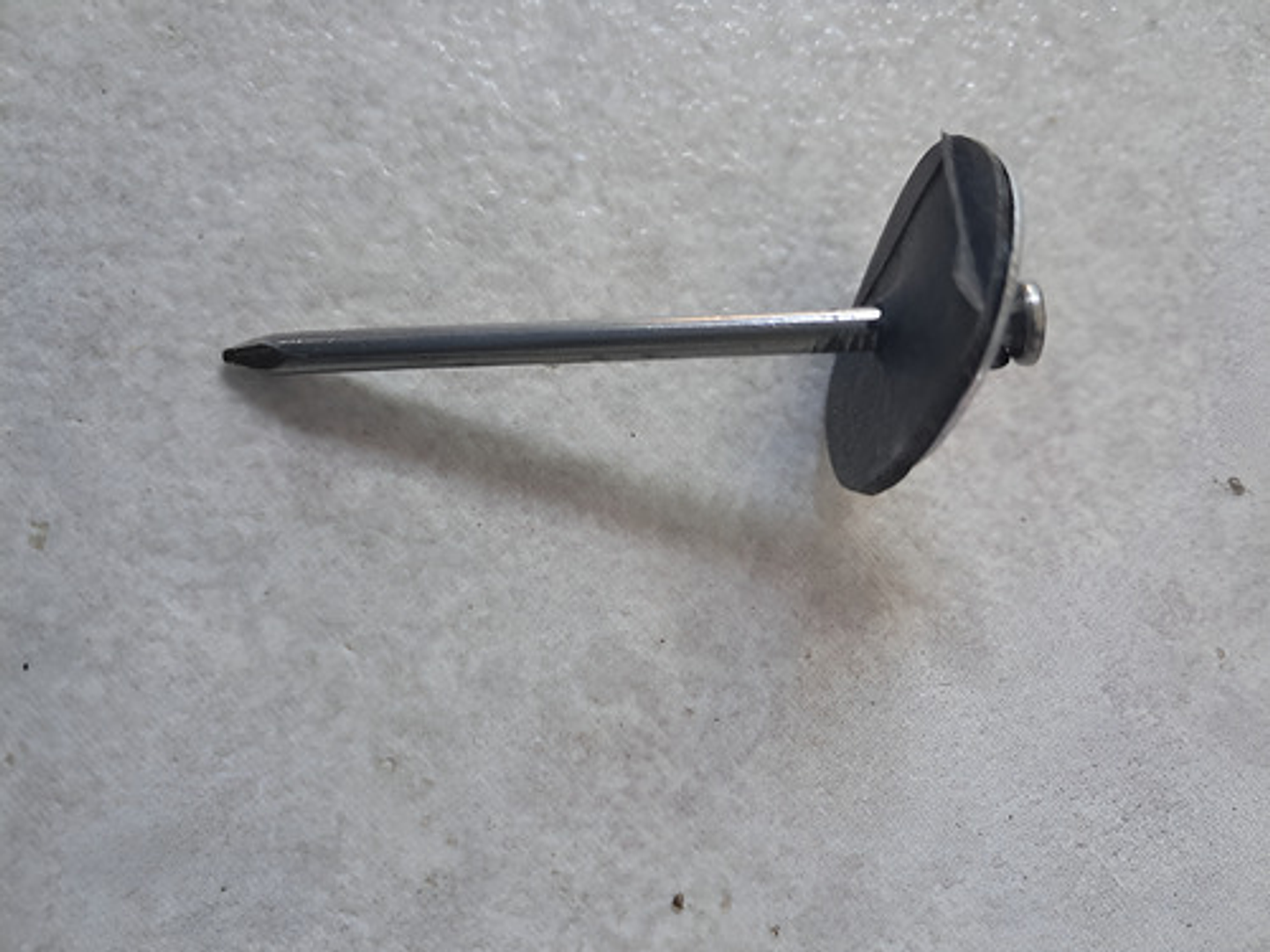 Puntilla Paragua Zinc Bol-170un 3