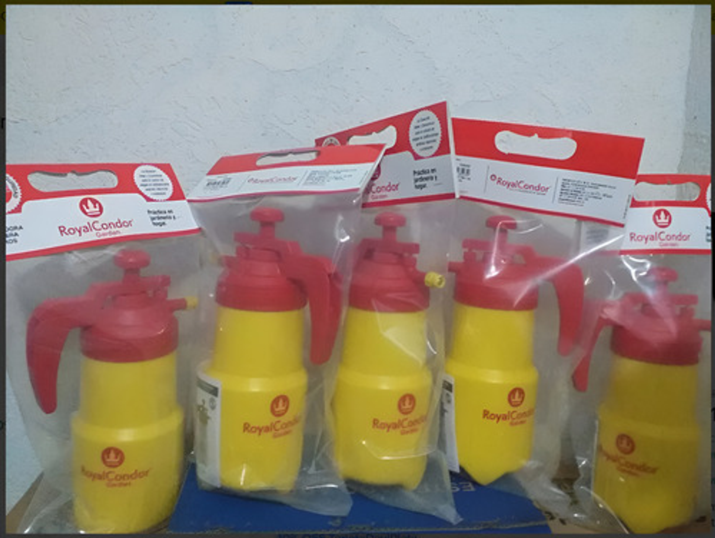 Fumigadora Manual Royalcondor® La Garden 1.8litros 5