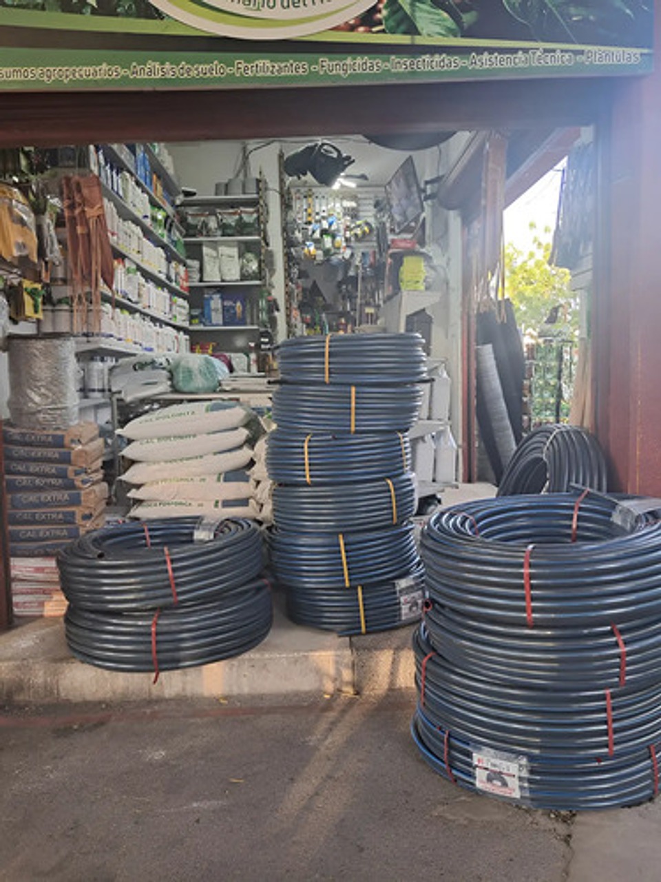 Manguera Agricola Riego 1 Pulgada  Cal 60 X 100mtrs 8