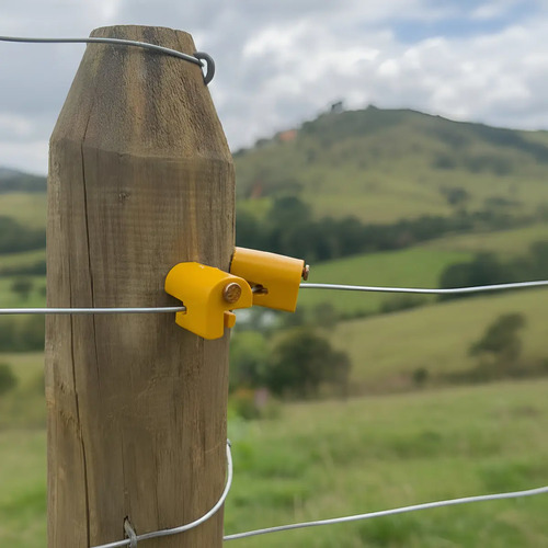 Aislador Puntilla Liso Amarillo para Cerca Eléctrica (Paquete x 100 Unidades) | Agrosamario 4