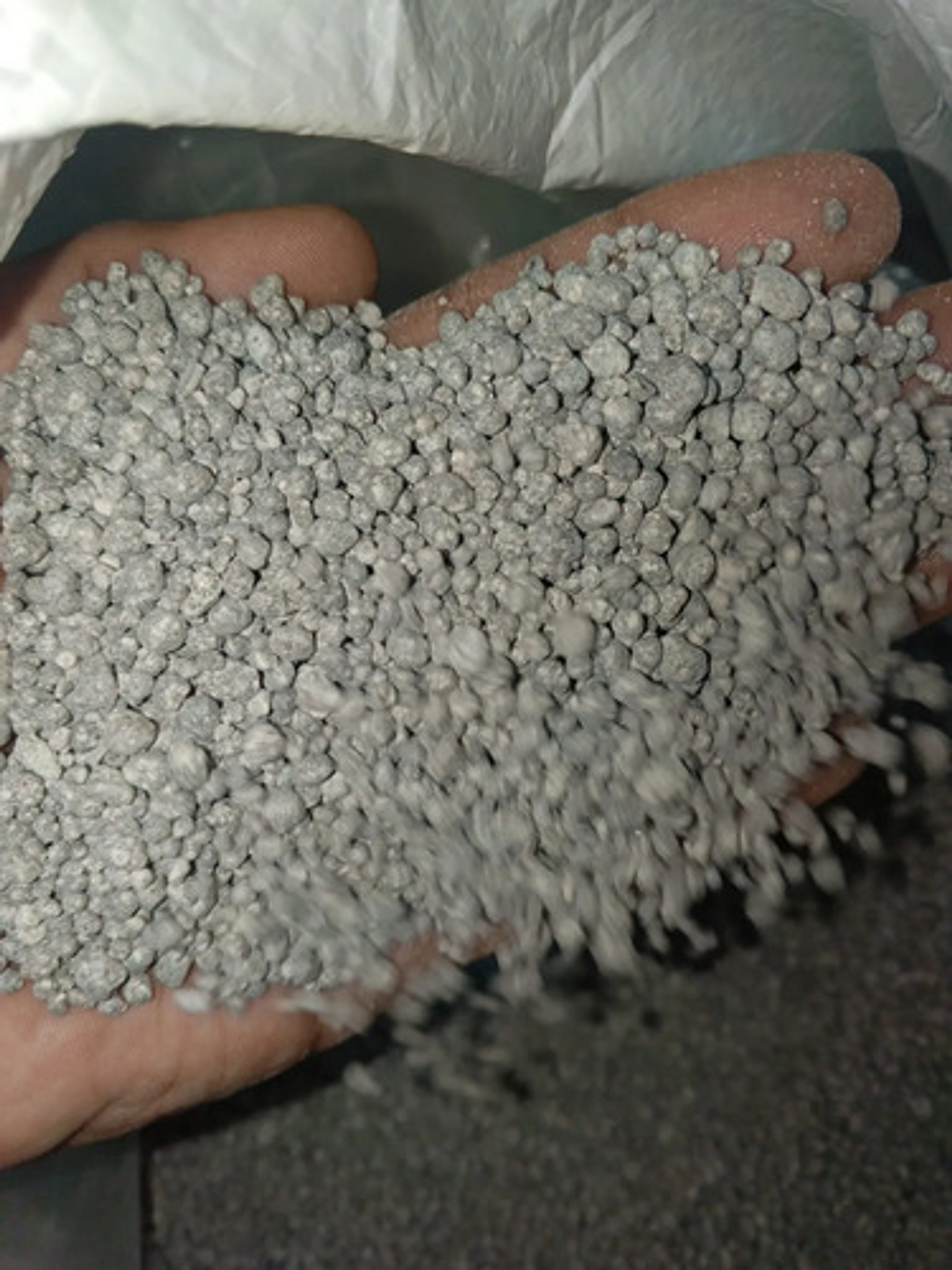 Fertilizante Producción Remital Yara 17-6-18-2 X 1 Kg Granel 8