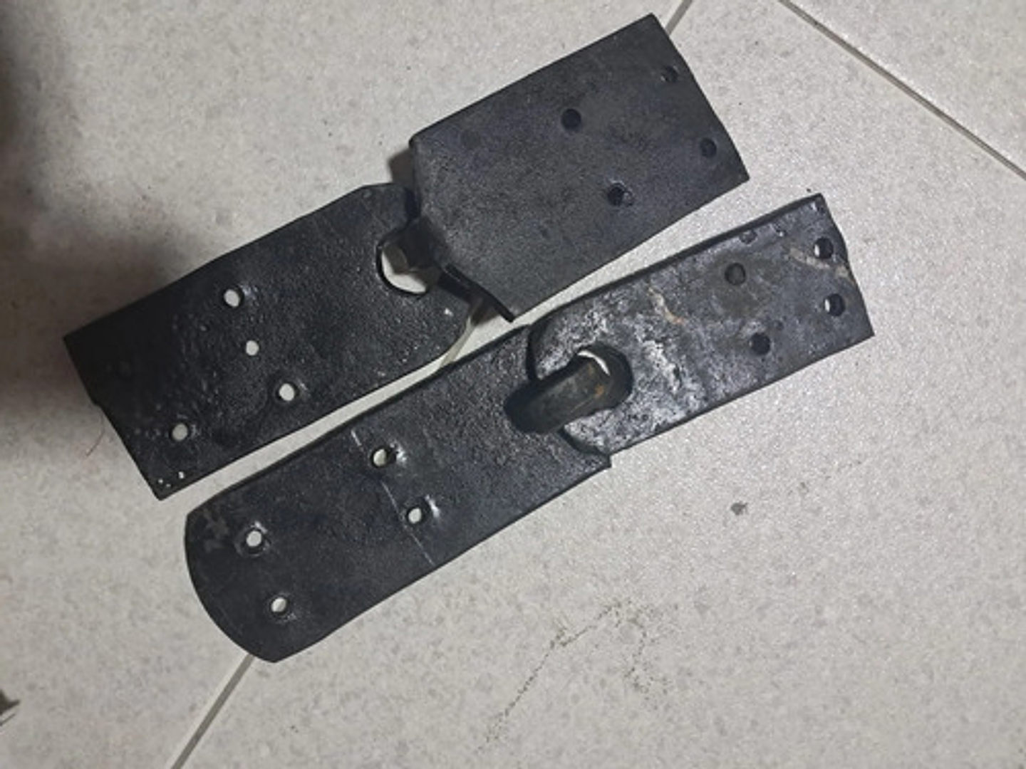 Par De Chapetas Bisasgra En Hierro Para Puertas Y Portones 5