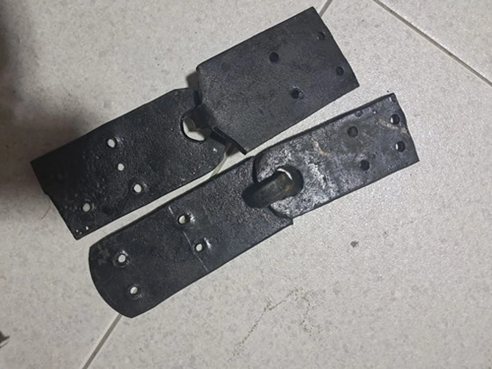 Par De Chapetas Bisasgra En Hierro Para Puertas Y Portones 5