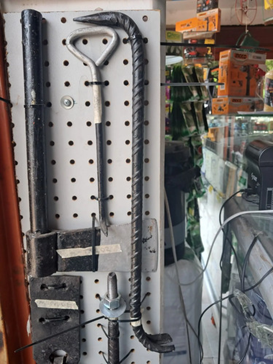 Barra Pata De Cabra De 5/8 X 48 Cm Hierro Templadora 9