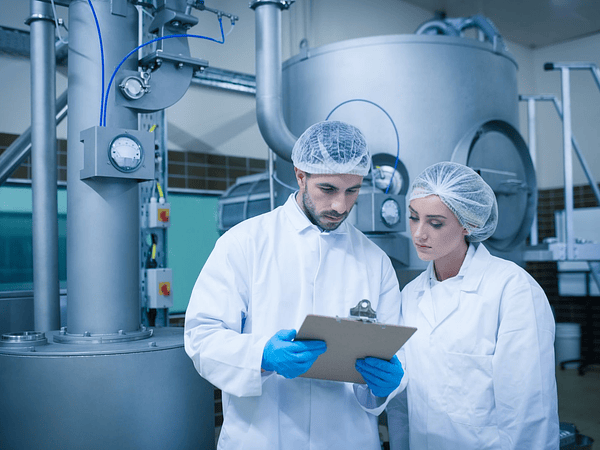 Chile está actualizando el Reglamento Sanitario de los Alimentos: qué cambia y por qué la ropa de trabajo sigue siendo clave