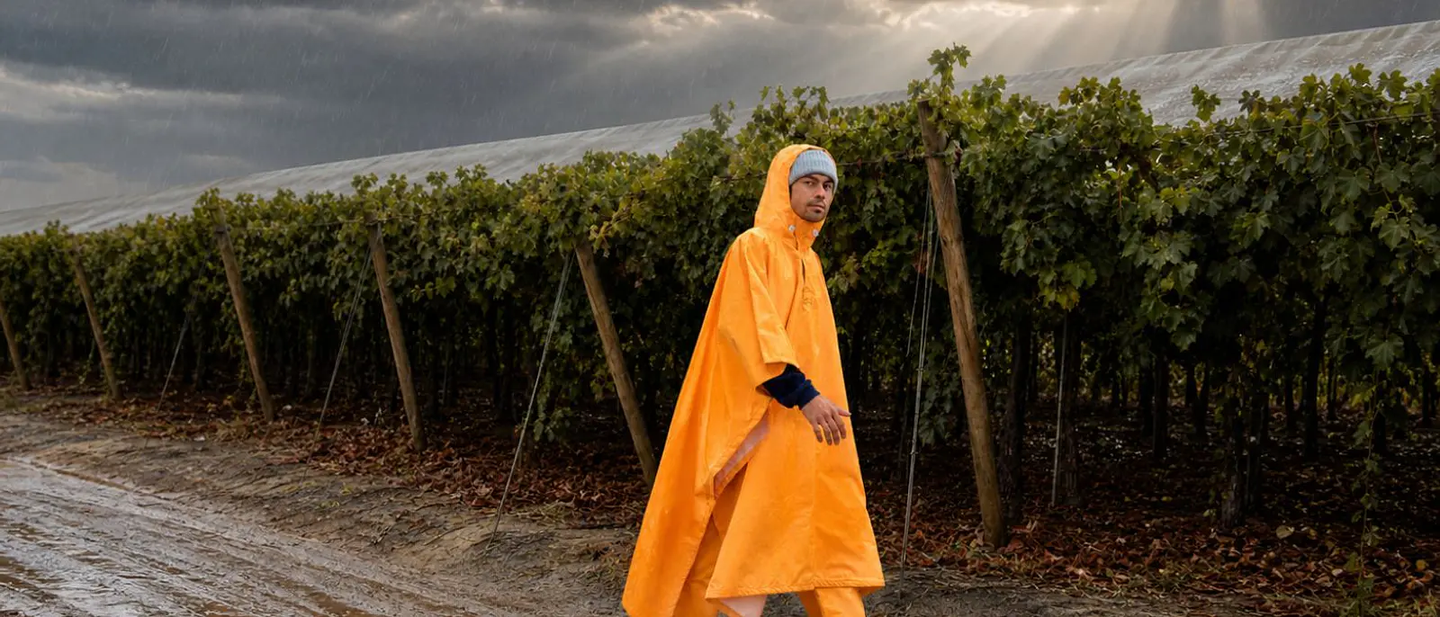 Manta de agua Aquatex: protección impermeable, liviana y versátil para trabajar con lluvia y viento