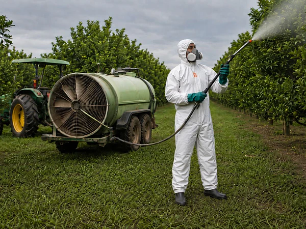 Primavera y aplicaciones fitosanitarias: protección certificada para trabajos de alto volumen