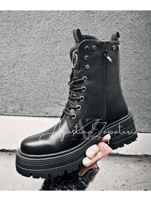 BOTIN NEGRO ARGOLLA
