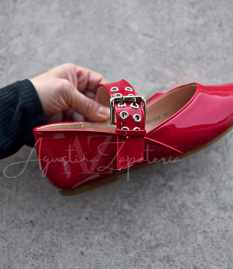 BAILARINA ROJO CHAROL