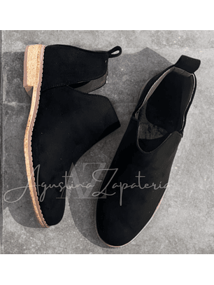 BOTIN BAJO NEGRO SIMIL GAMUZA