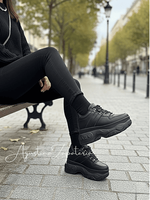 ZAPATILLA PLATAFORMA CHUNK NEGRA