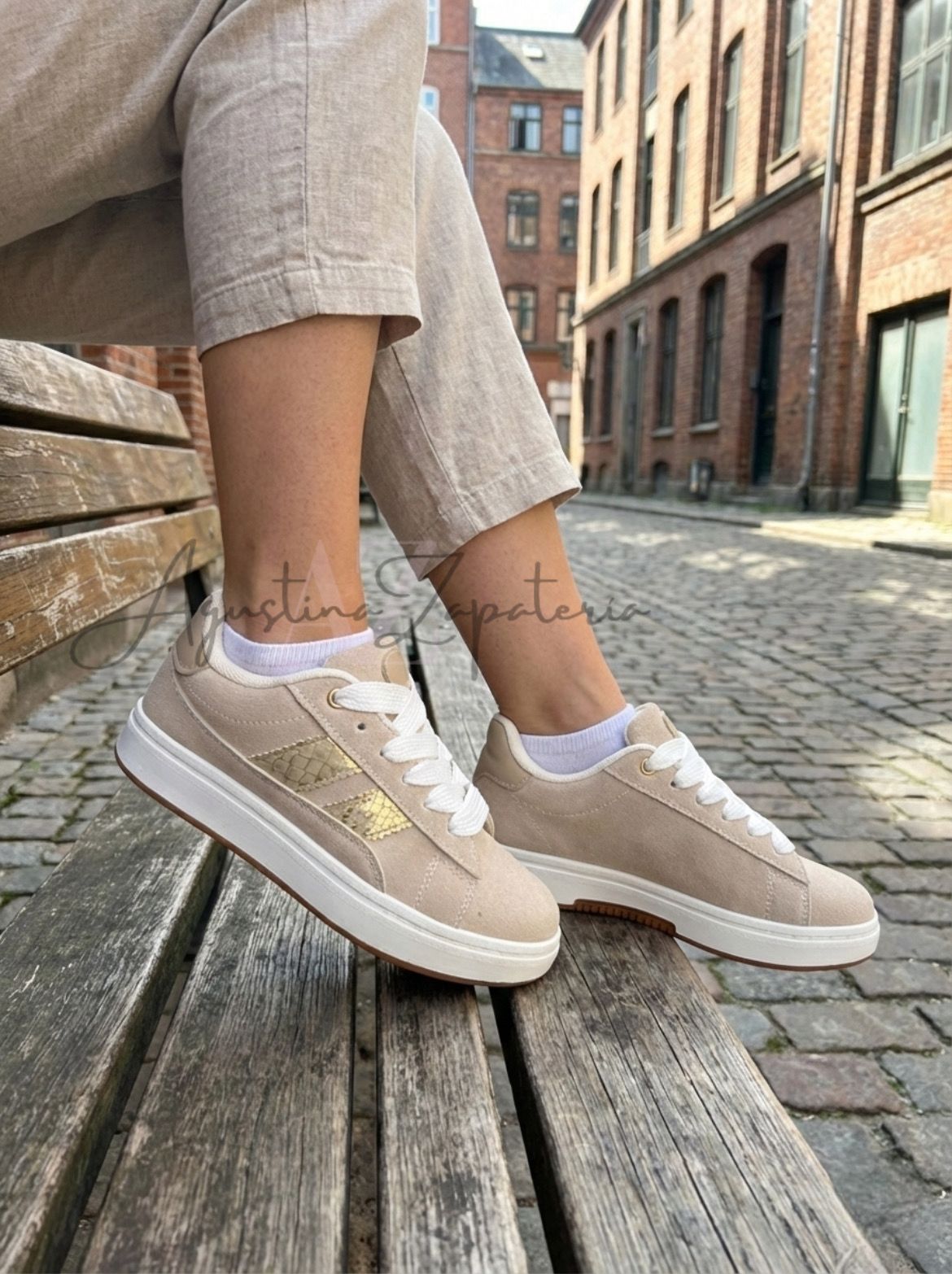 ZAPATILLA PLATAFORMA BEIGE LINEAS 3