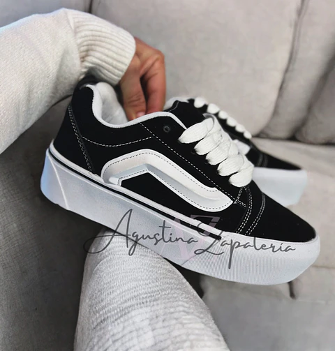 ZAPATILLA NEGRA KNU SKOOL PLATAFORMA 