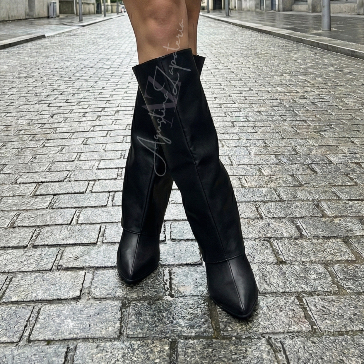 BOTA NEGRA 2 EN 1 CAPA DESMONTABLE 2