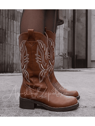 BOTA VAQUERA CAMEL PUNTA SEMI REDONDA