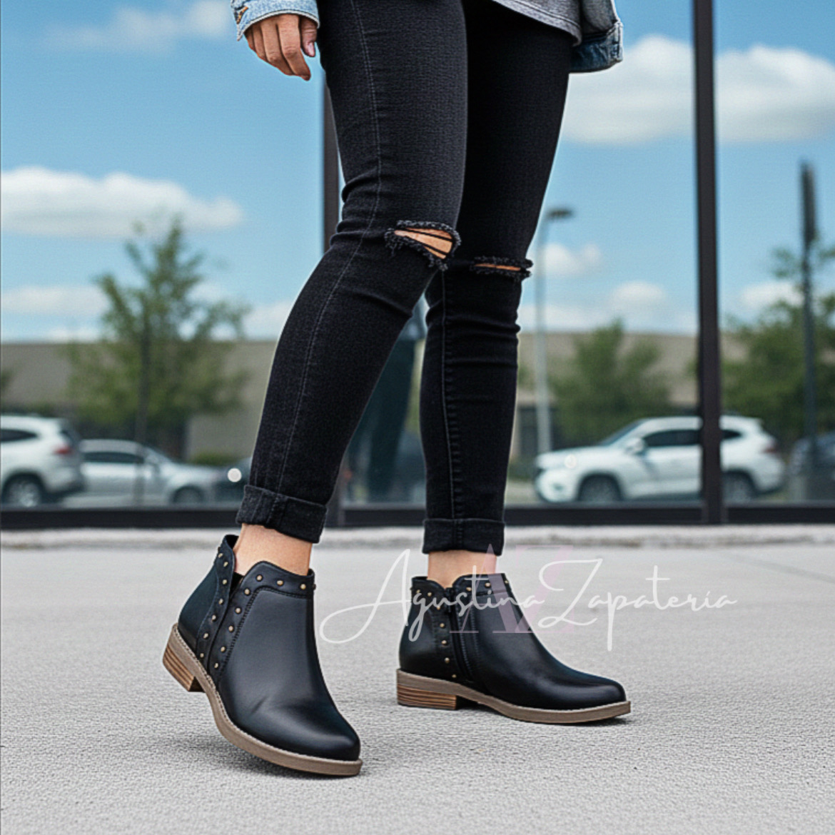 BOTIN CORTO NEGRO TACHAS 3