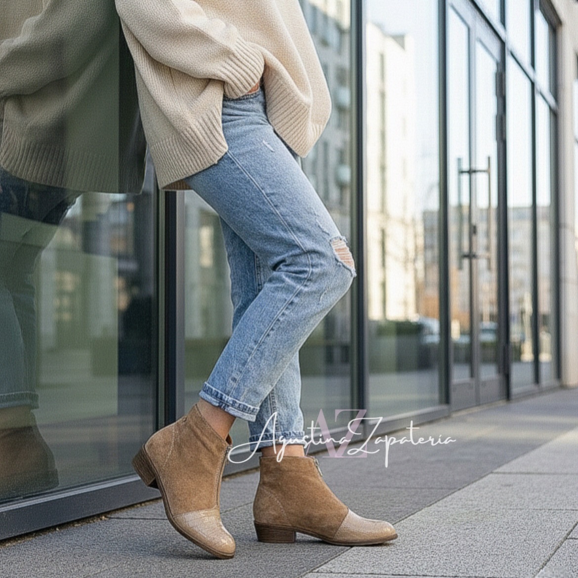 BOTIN KHAKI GAMUZA PUNTA CHAROL 1