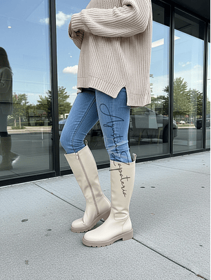 BOTA BEIGE ECOCUERO ENGOMADO