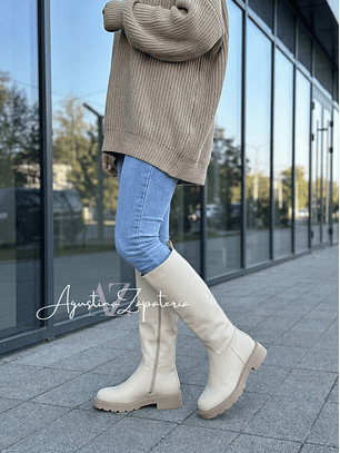 BOTA BEIGE ECOCUERO ENGOMADO
