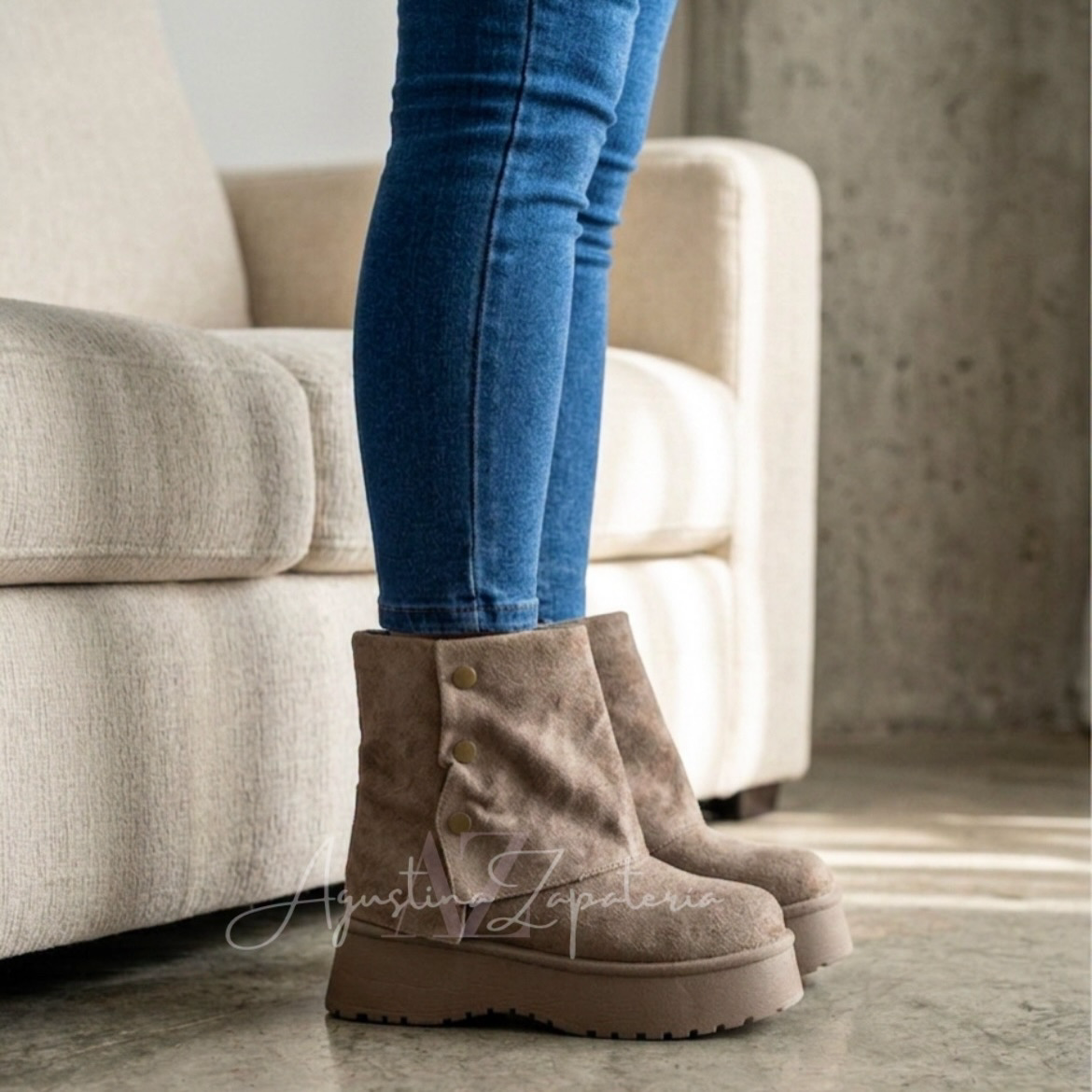 PANTUBOTA KHAKI CAPA 2