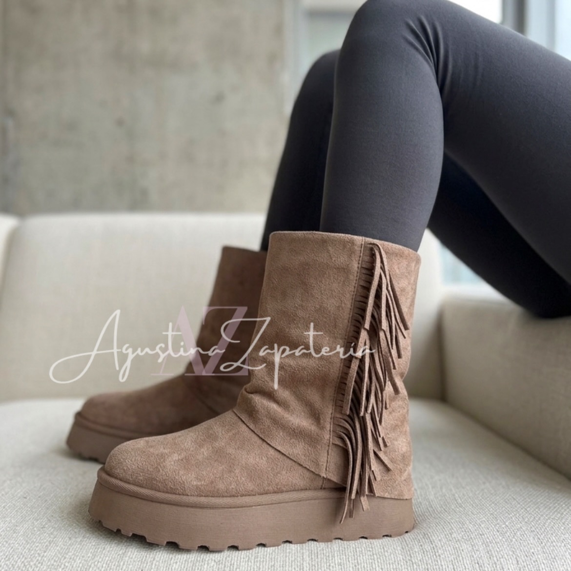 PANTUBOTA CAPA FLECOS KHAKI 1