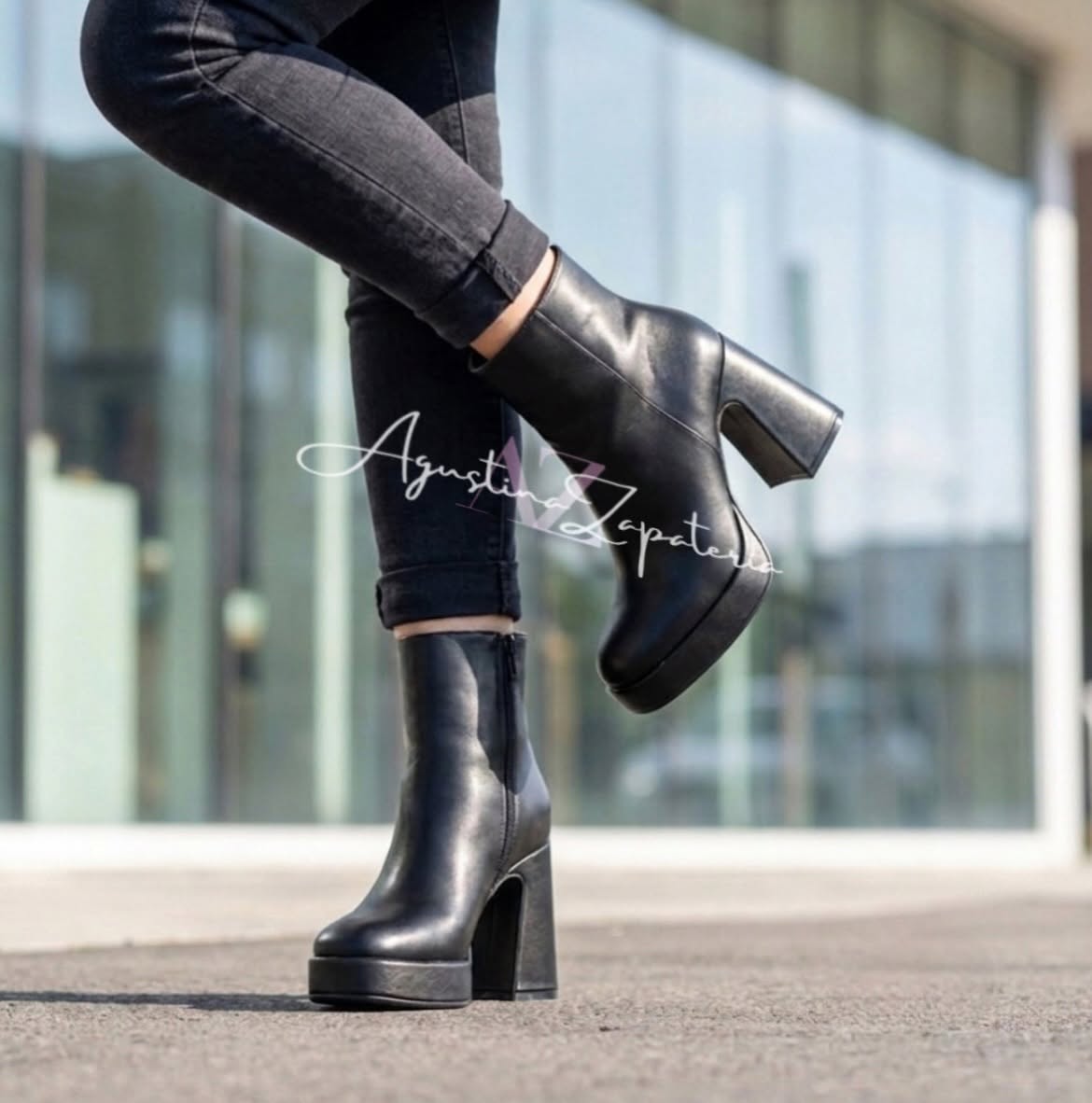 BOTIN NEGRO PLATAFORMA 3