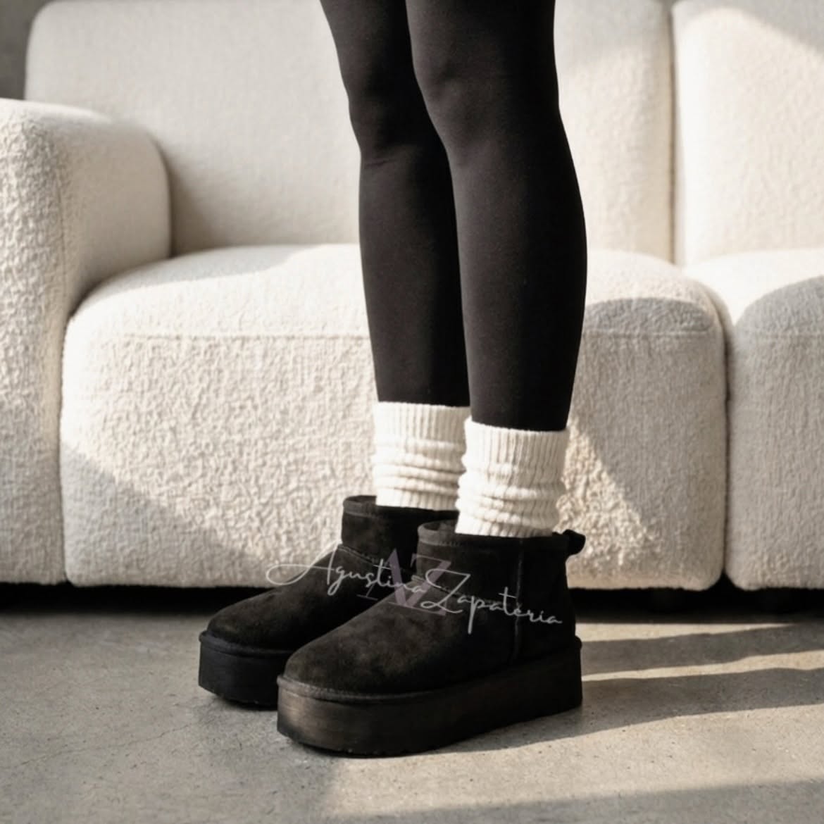 PANTUBOTA NEGRA CLASICA  2