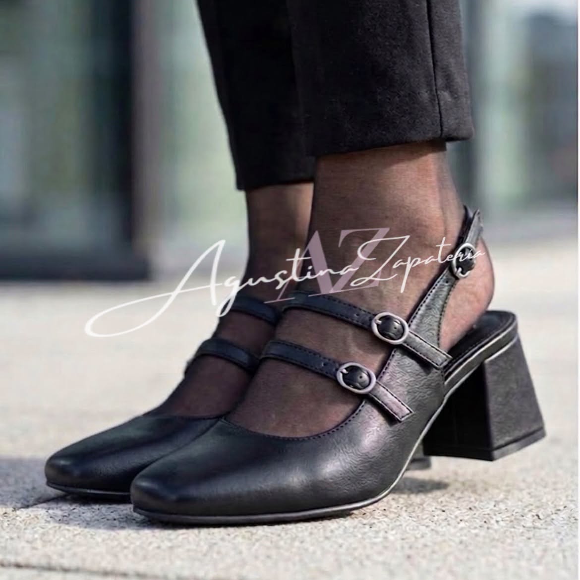 TACON ESTILO MARY JANE NEGRO 1