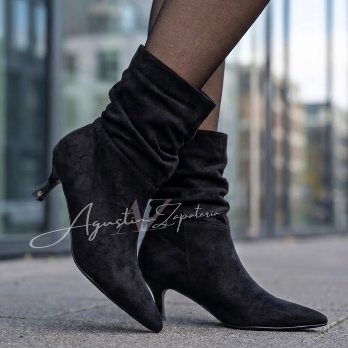 BOTIN KITTEN NEGRO 4 CM 3