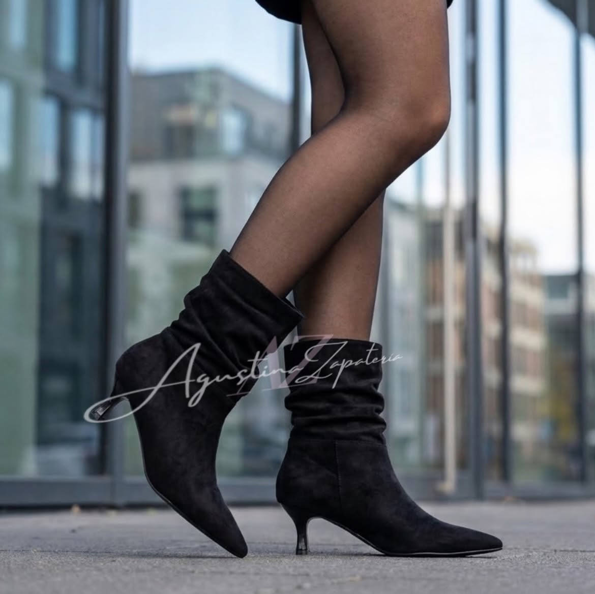 BOTIN KITTEN NEGRO 4 CM 4