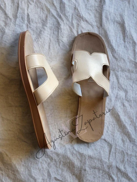 SANDALIA BAJA BEIGE