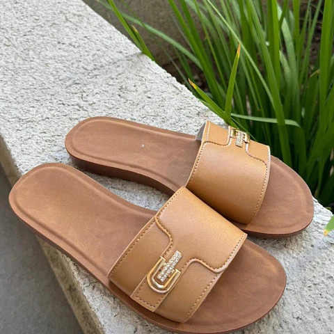SANDALIA BAJA CAMEL
