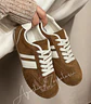ZAPATILLA DUPE HANDBALL CAMEL - Miniatura 2