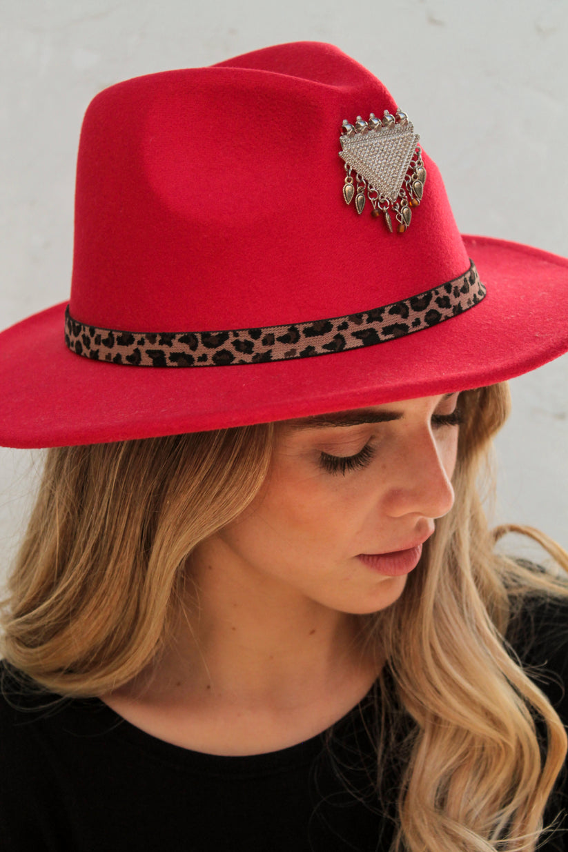Sombrero Rojo Rebeca