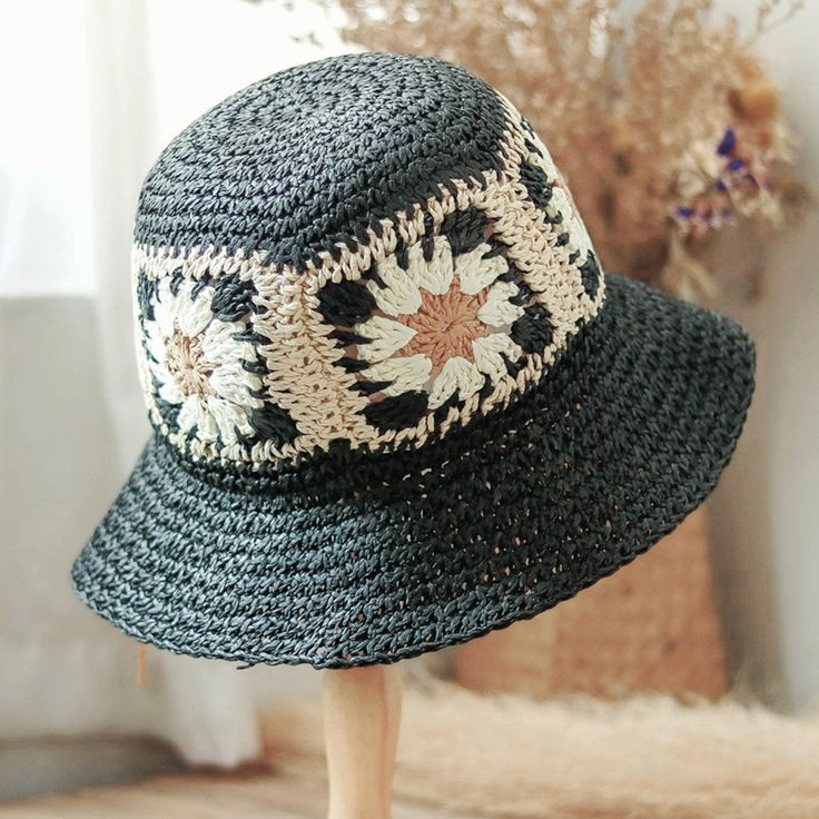 Bucket flor black