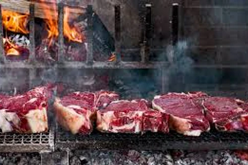 FILETE Y MALAYA PARA ALIMENTAR A MAXITO