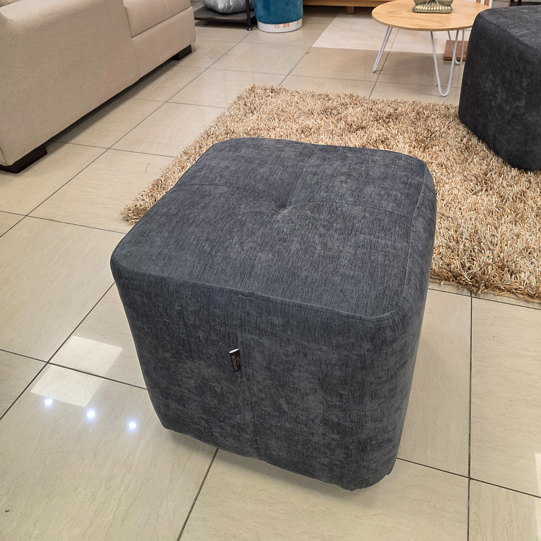 Puff Eon Gris 53x53x50 cm. 1