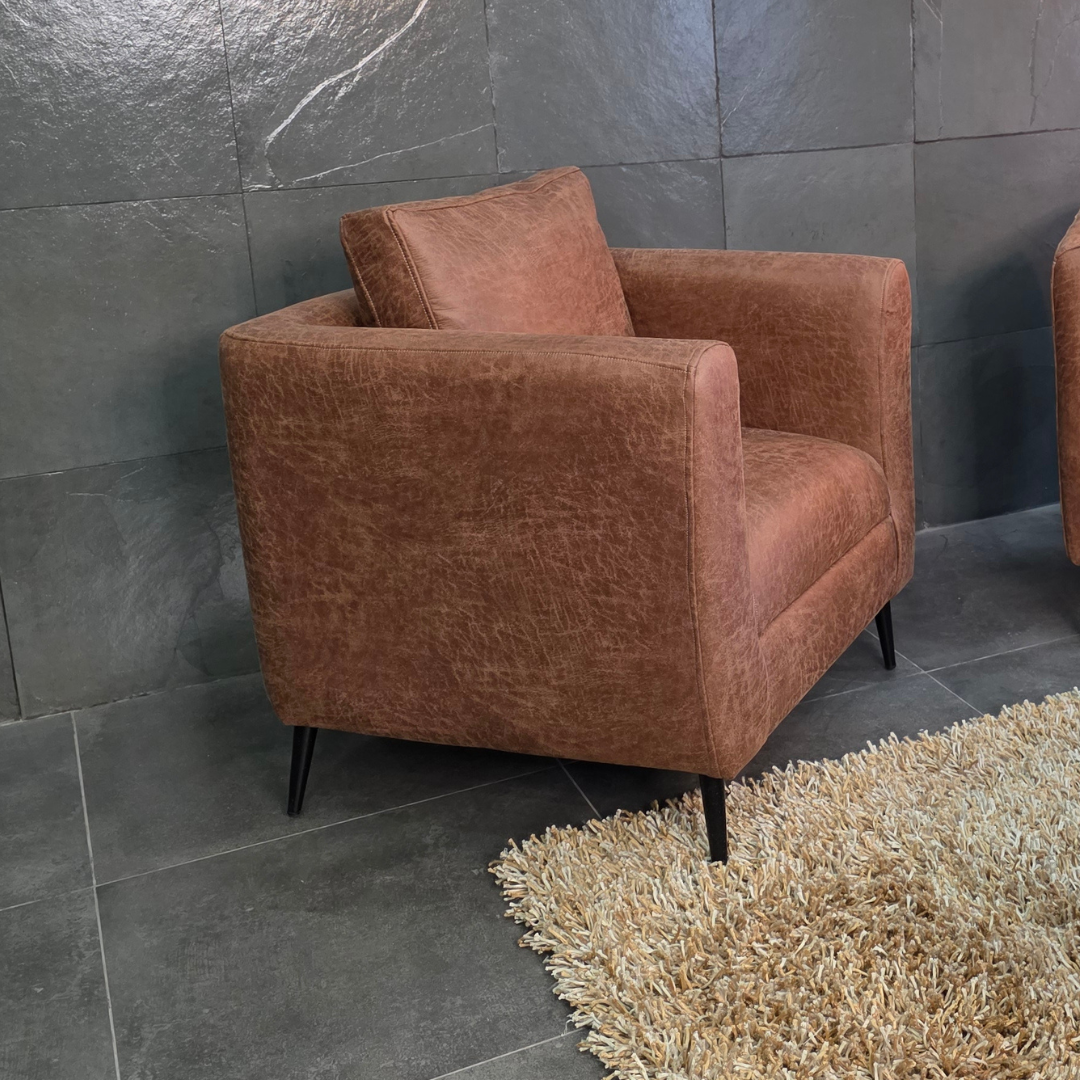 Poltrona Nova cuero Bonded