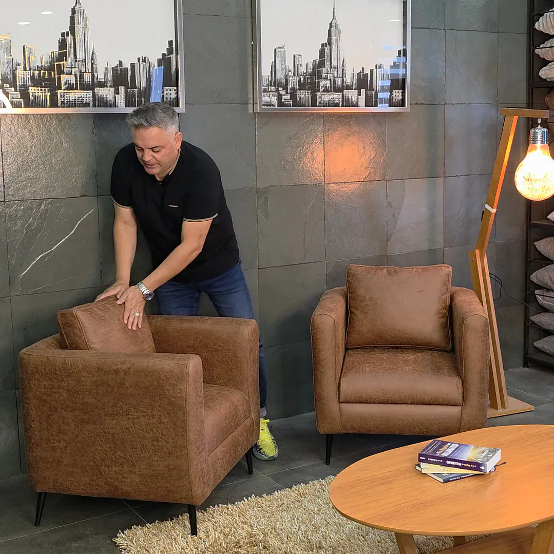 Poltrona Nova cuero Bonded 2