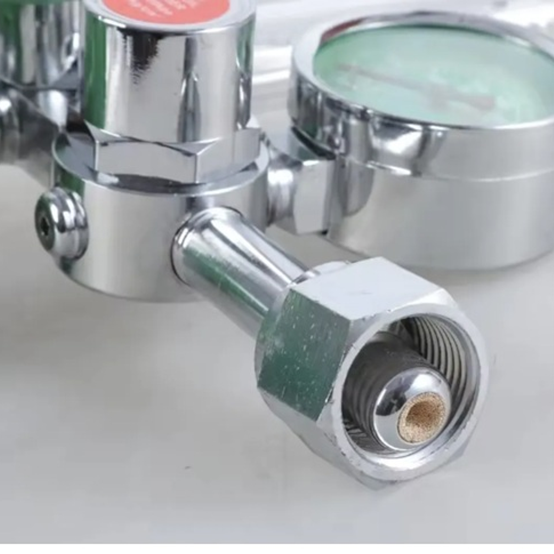 Regulador Oxigeno Tuerca 3