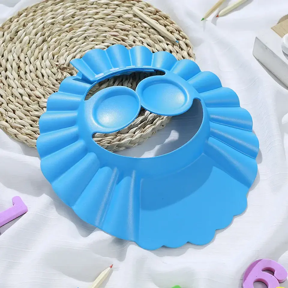  Gorro suave y ajustable para lavar el cabello y proteger los oídos durante el baño; seguro para niños 10