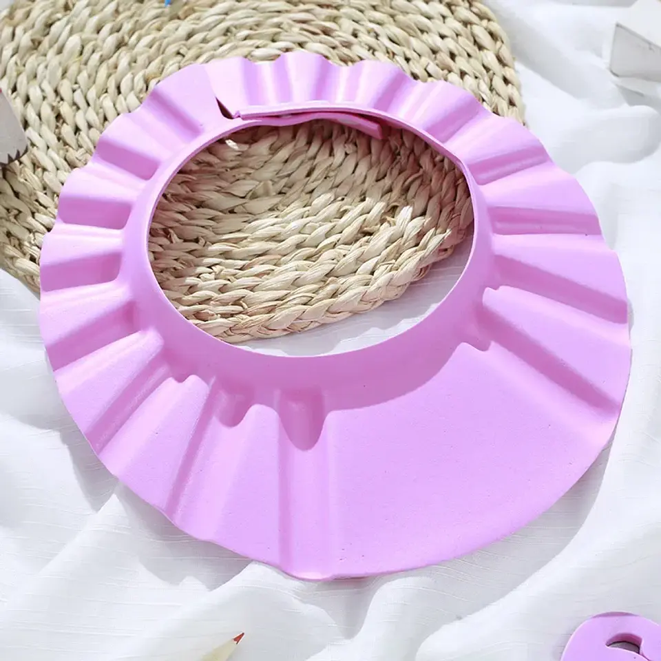  Gorro suave y ajustable para lavar el cabello y proteger los oídos durante el baño; seguro para niños 21