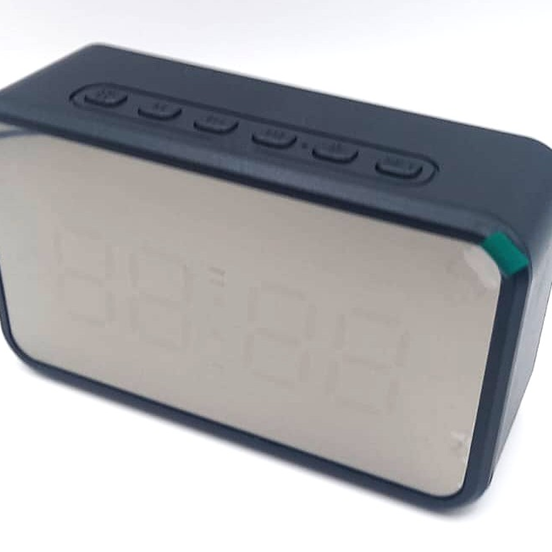 Clock Wireless Speaker BC-50 – Reloj Digital con Alarma, Bluetooth, FM y Pantalla LED 2