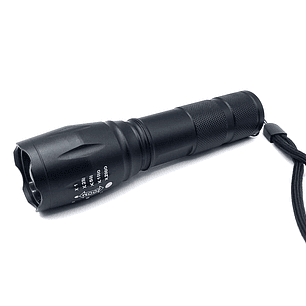 Linterna Táctica IRM-12922 USB Recargable  Luz UV y Blanca con Zoom 