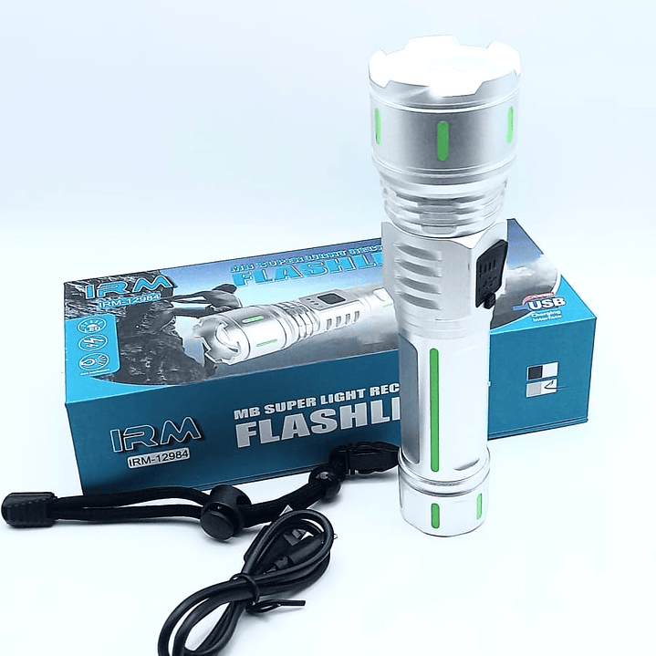 Linterna Recargable IRM-RM-1298L USB | Alta Potencia, Diseño Metálico y Larga Duración 4