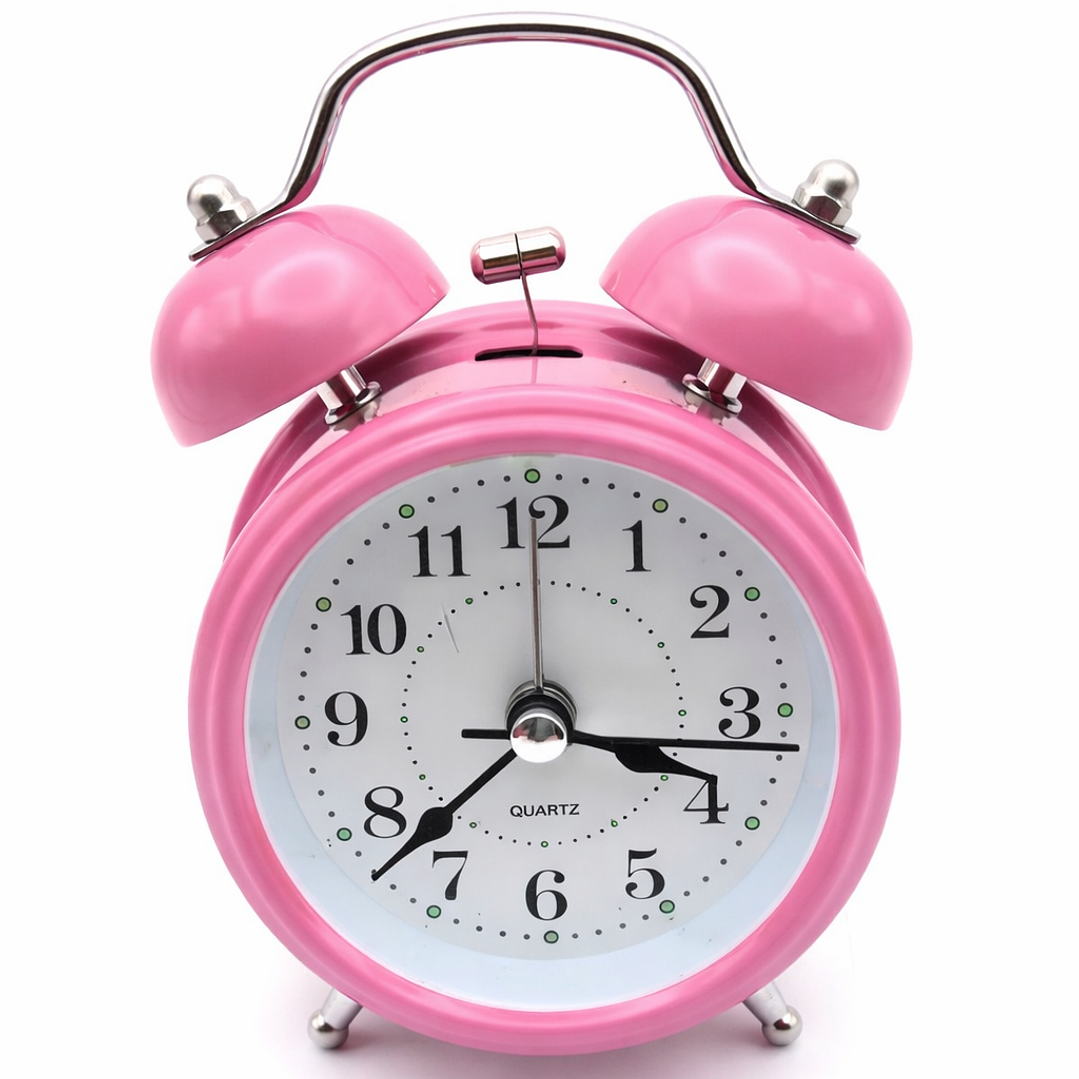 Reloj Despertador Retro con Campanas – Estilo Vintage y Alarma Potente 1